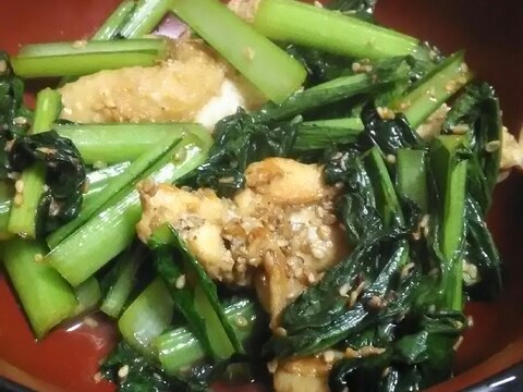 （簡単シリーズ）鶏肉と小松菜の胡麻炒め